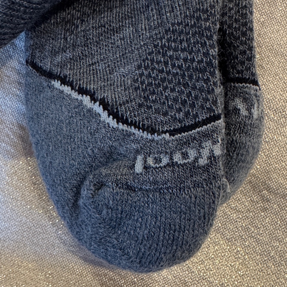Smartwool PhD Outdoor Light Cushion Gray Socks - Size M - NWT - Picture 5 of 5